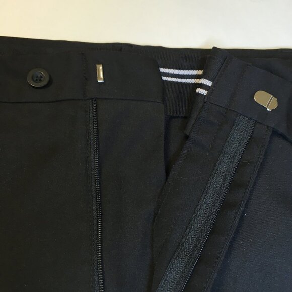 Jos A Bank Mens Size 52 Traveler Collection Black Shorts in Excellent Condition - Picture 6 of 10